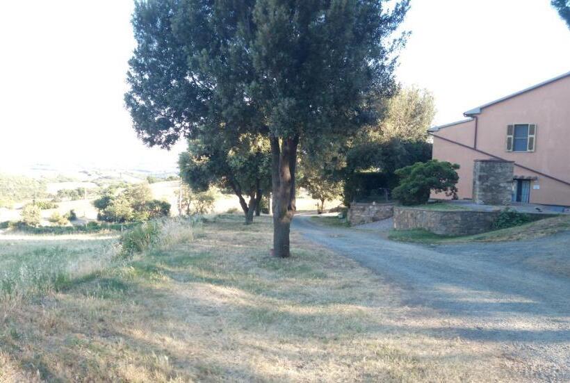 فندق Agriturismo Il Pozzo