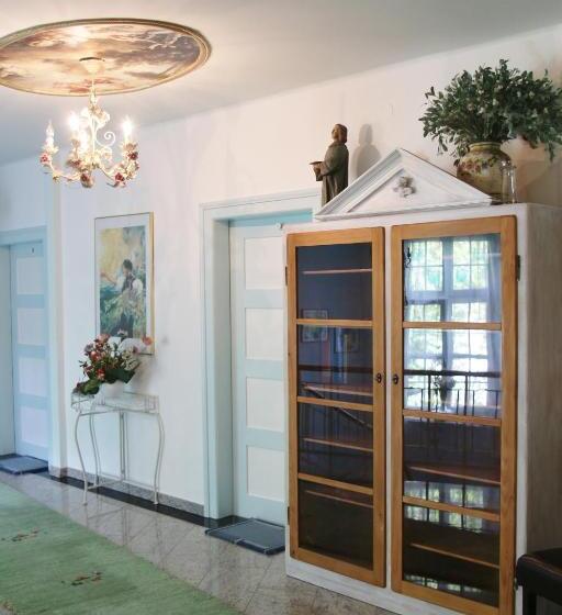 پانسیون Lebensart