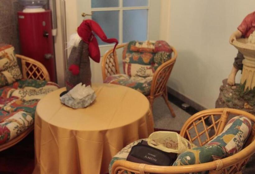 پانسیون Lebensart