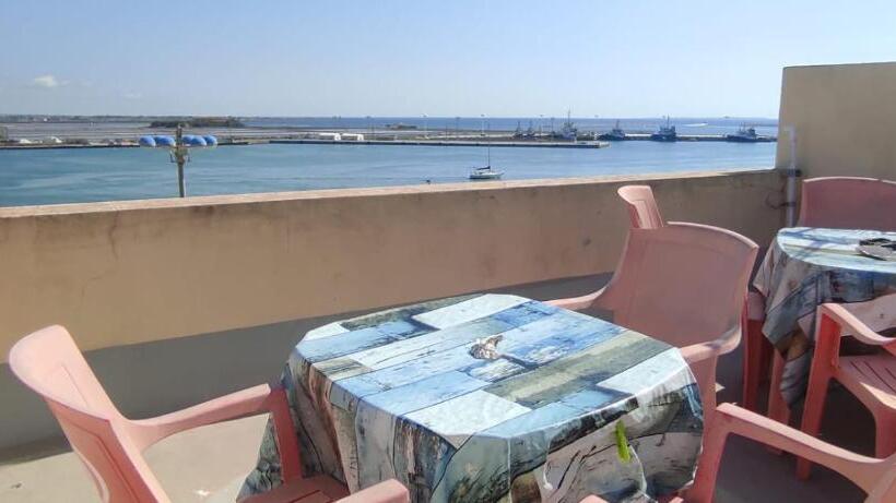 پانسیون The Twins Rooms In Trapani 1