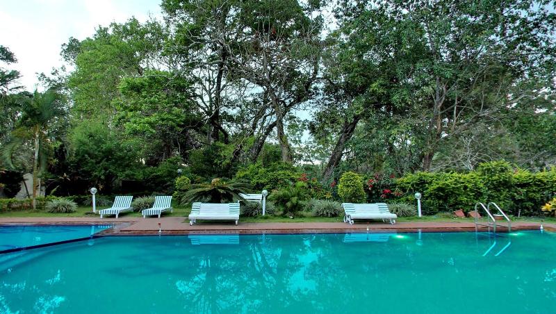 ホテル Aranya Niwas