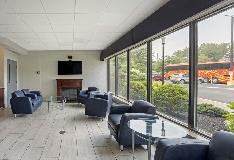 ホテル Best Western Plus Reading Inn & Suites