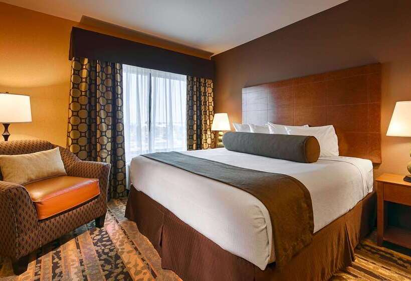 هتل Best Western Plus Tupelo Inn & Suites
