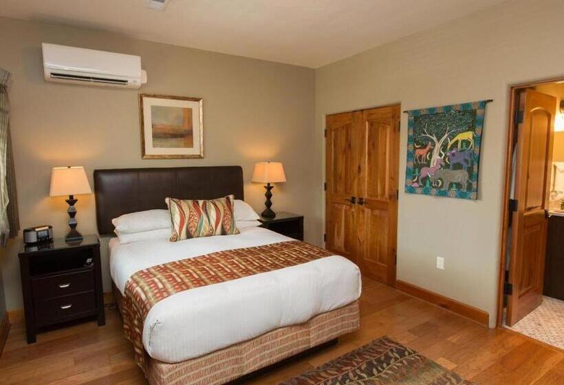 Отель Columbia Cliff Villas