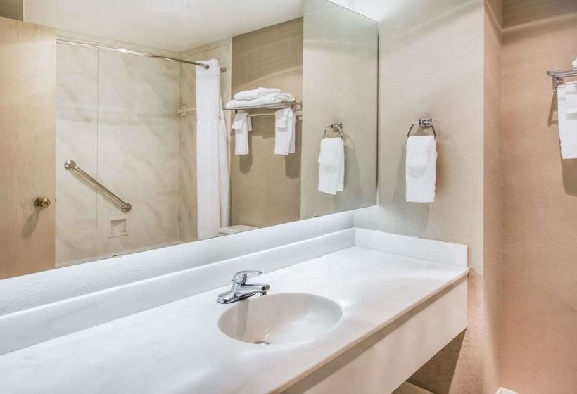 Отель Days Inn By Wyndham Midland