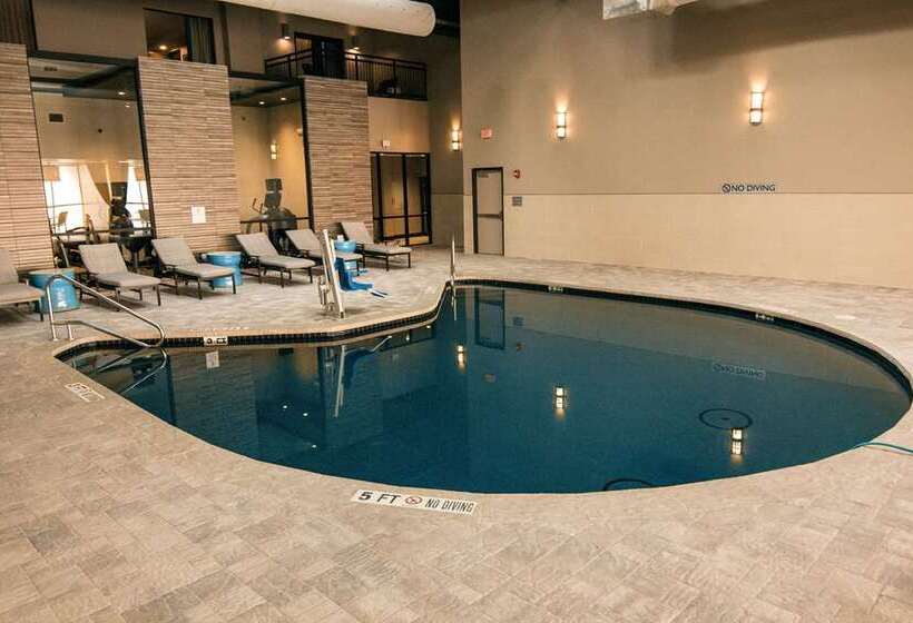 فندق Doubletree By Hilton Lubbock  University Area