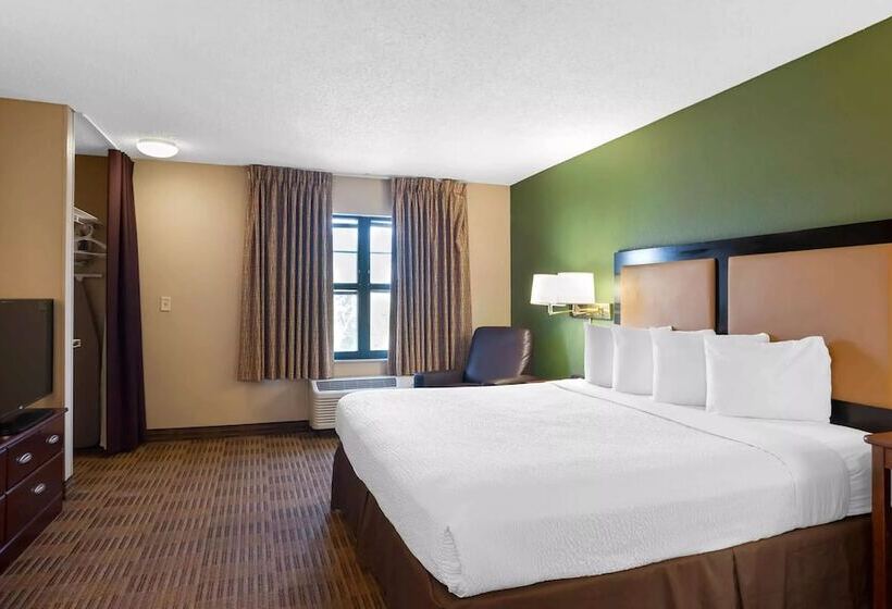 בית מלון כפרי Southpoint Suites