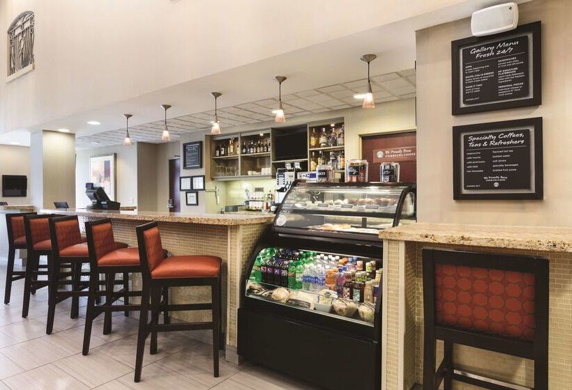 هتل Hyatt Place College Station