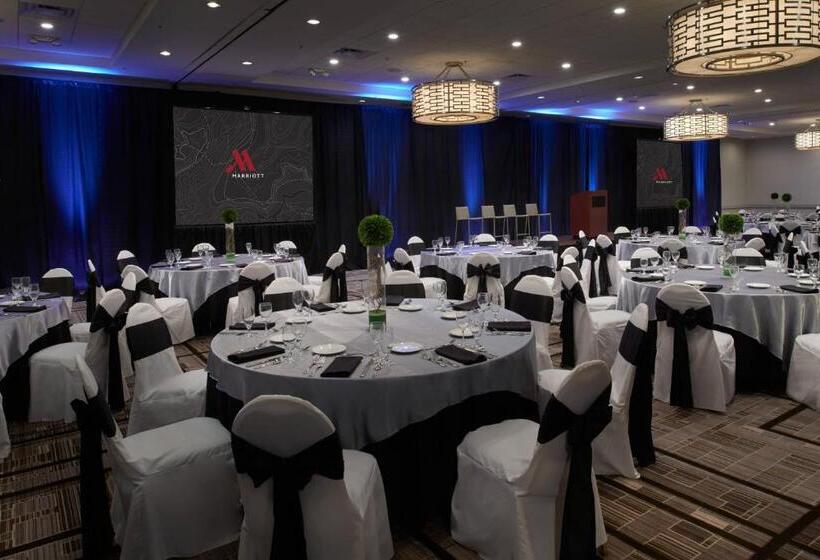 فندق Marriott East Lansing At University Place
