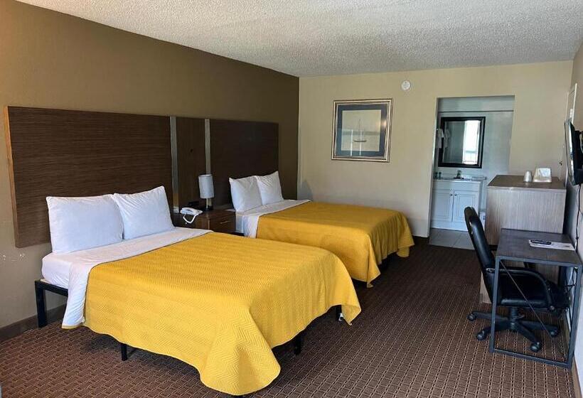 فندق Red Carpet Inn Kinston