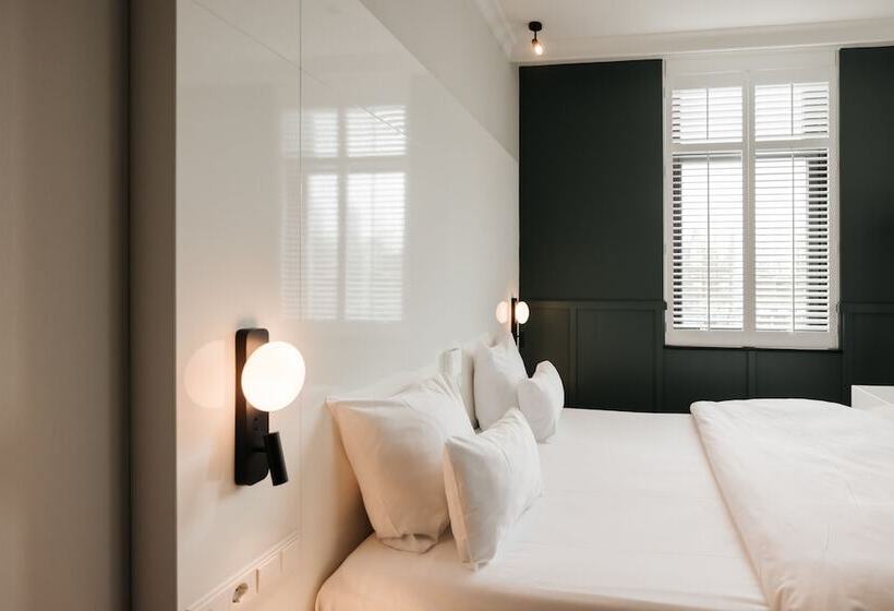 هتل & Spa Savarin   Rijswijk, The Hague