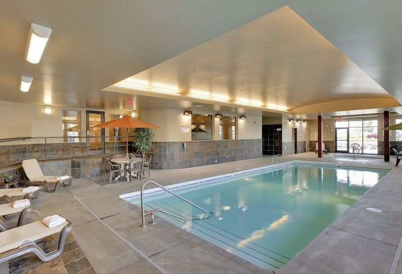 בית מלון כפרי Stonecreek Lodge