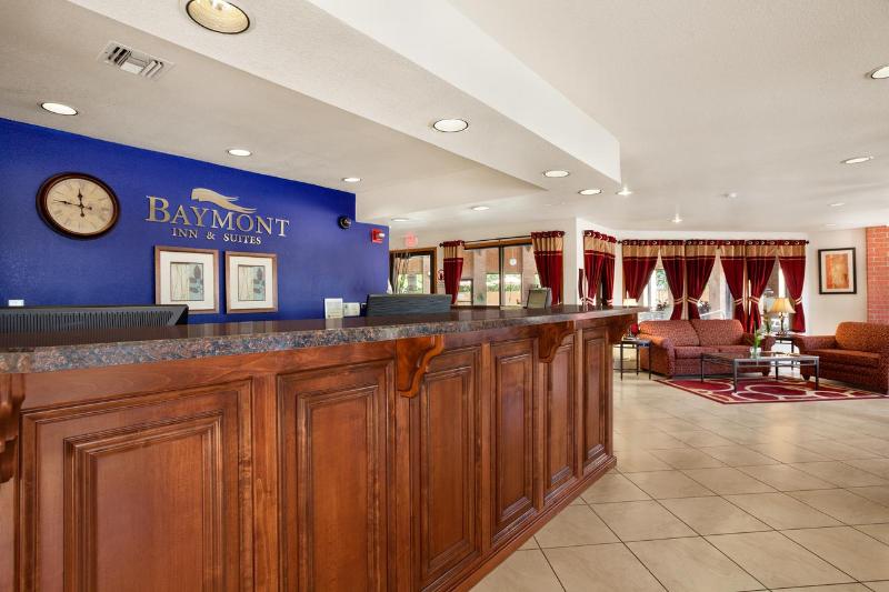 فندق على الطريق Baymont By Wyndham Anderson