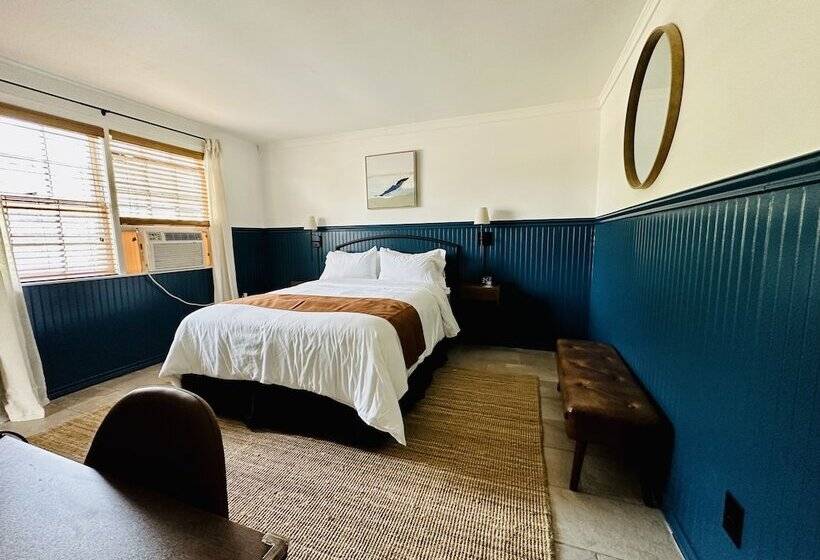 מוטל Budget Host East End Hotel In Riverhead