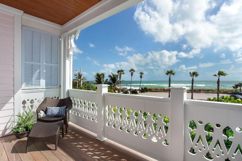 Port D'hiver Bed And Breakfast