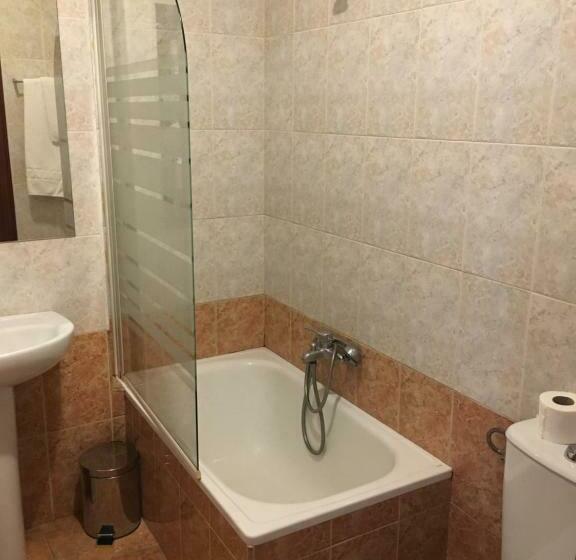 Отель Valle De Ayala