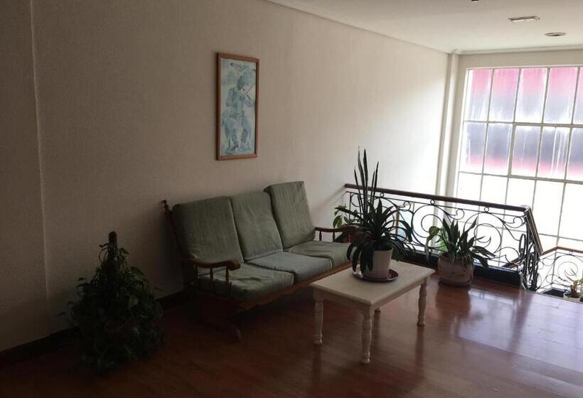 Отель Valle De Ayala