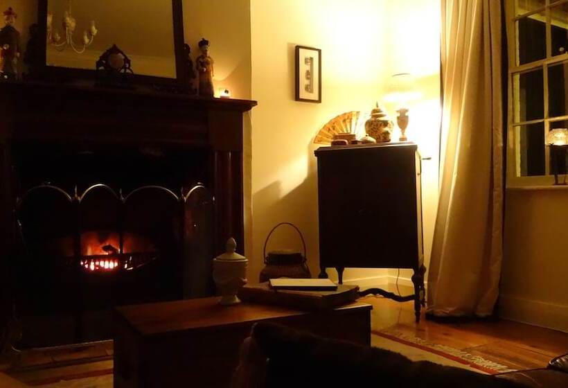 Bed and Breakfast The Globe Inn