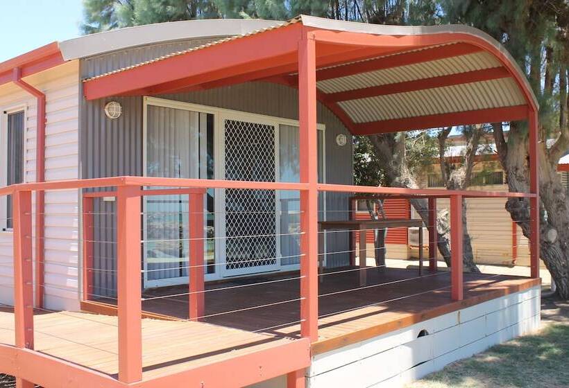리조트 Big4 Dongara Denison Beach Holiday Park