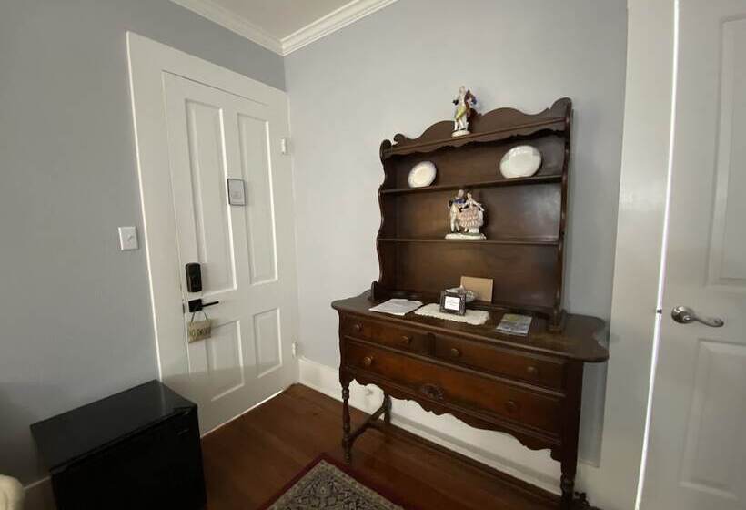 مبيت وإفطار Mount Dora Historic Inn