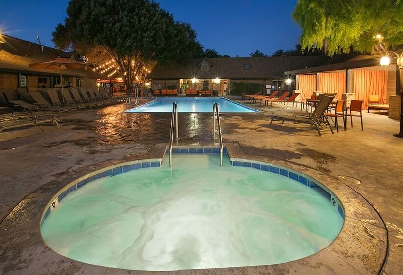 Flying Flags Rv Resort & Campground