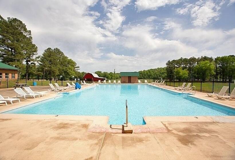 Отель Natchez Trace Rv Campground