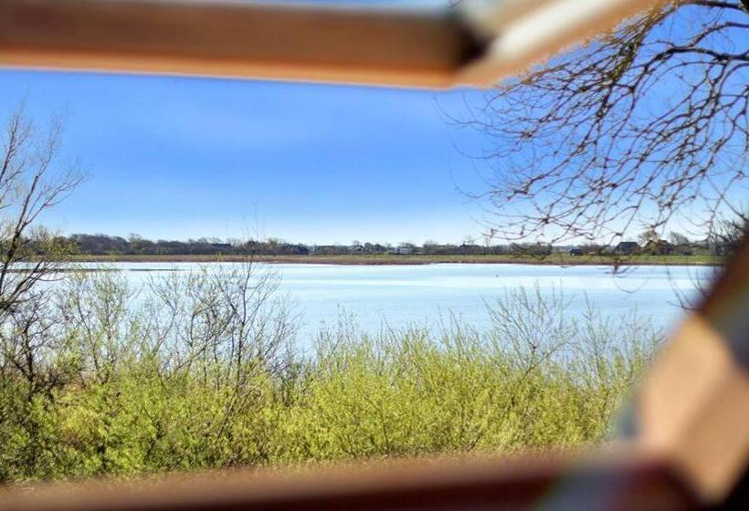 هتل Rudbøl Grænsekro