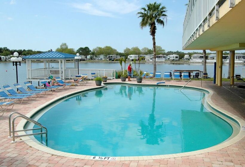 호텔 Winter Quarters Encore Manatee Rv Resort