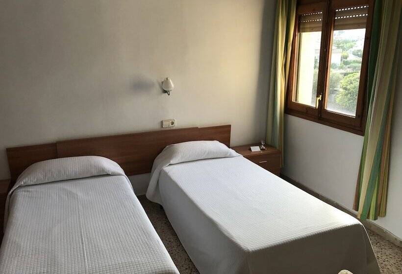پانسیون Torredembarra