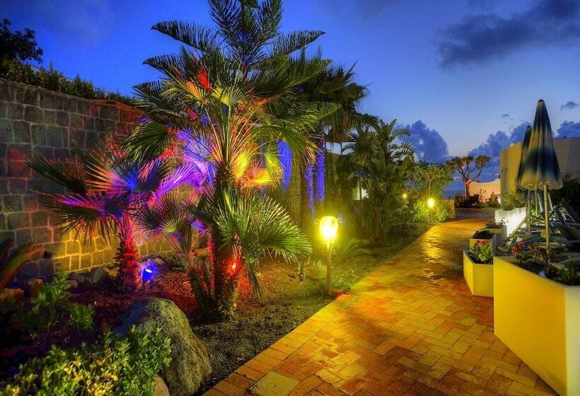 Bed and Breakfast Accommodation For 6 With A Breathtaking View Of Citara