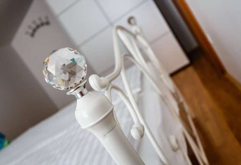 هتل Mare & Mons Deluxe Apartments