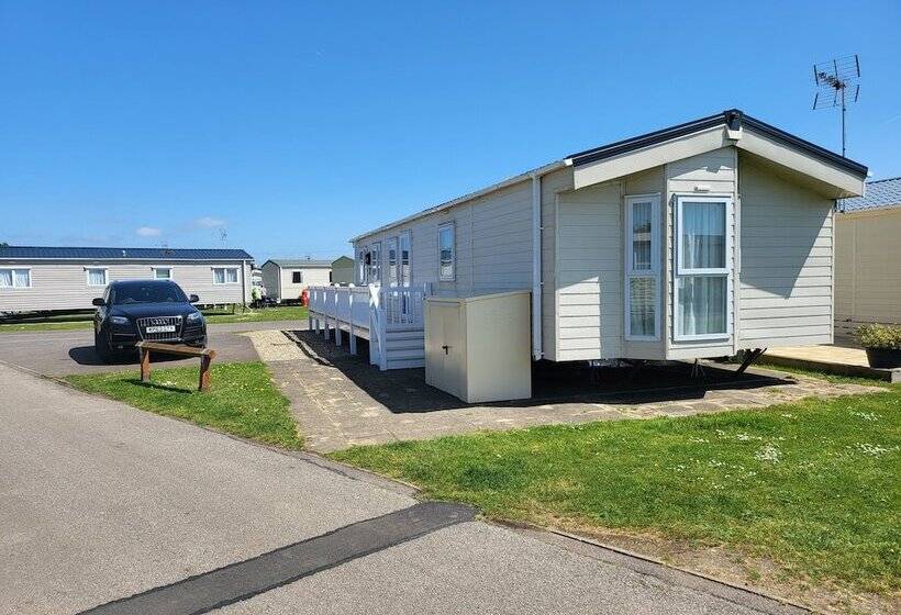 هتل 2br Sleeps6 Fireplace Parking Patio Seaside