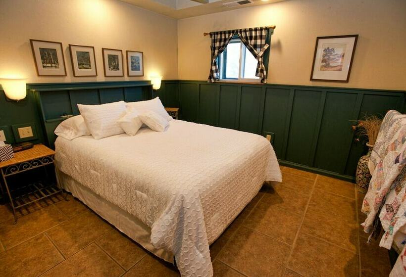 Cottage Inn By Casago Mccall  Donerightmanagement