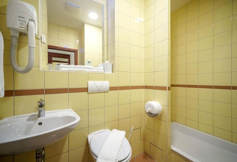 Пансион Cozy Park View Room With Breakfast Included