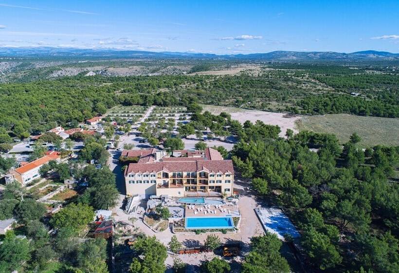 פנסיון Delightful Park View Room With Breakfast Included