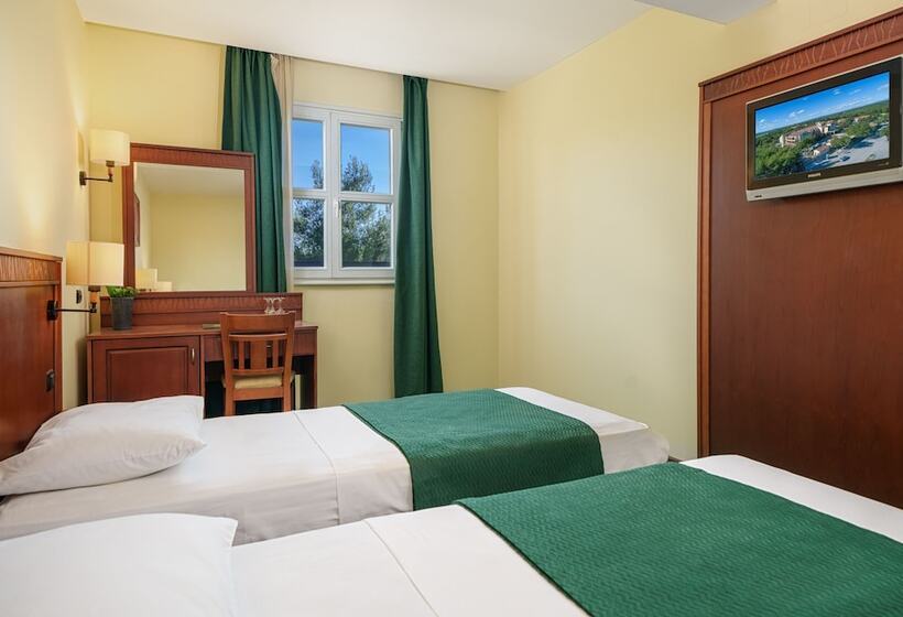 פנסיון Delightful Park View Room With Breakfast Included