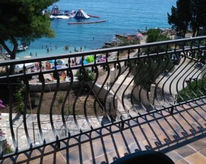 ホテル Lovely Double Bed Room With Balcony And Sea View