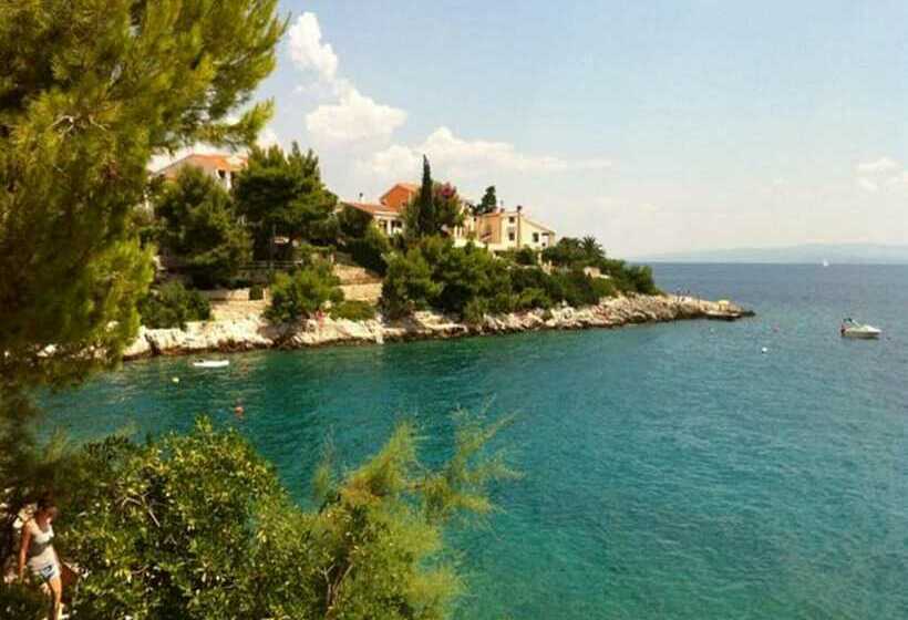 בית מלון כפרי Private Double Bed Room With Balcony And Sea View