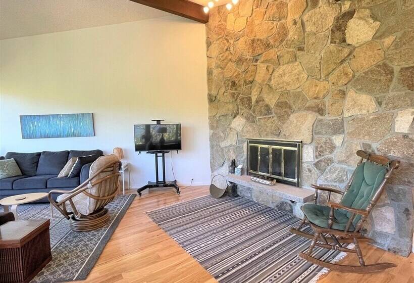 Valley View Cabin