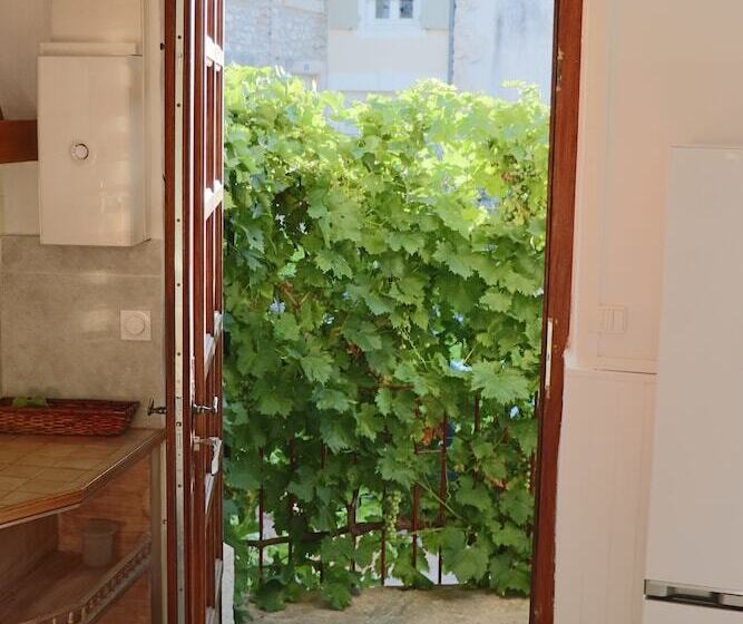 膳宿费 Maison De Village Donzère