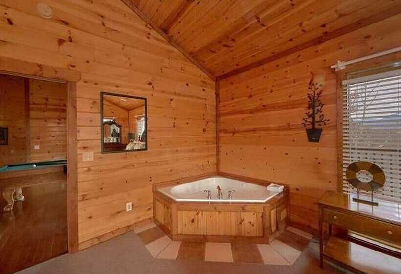 Pinnacle Pool View Lodge #625