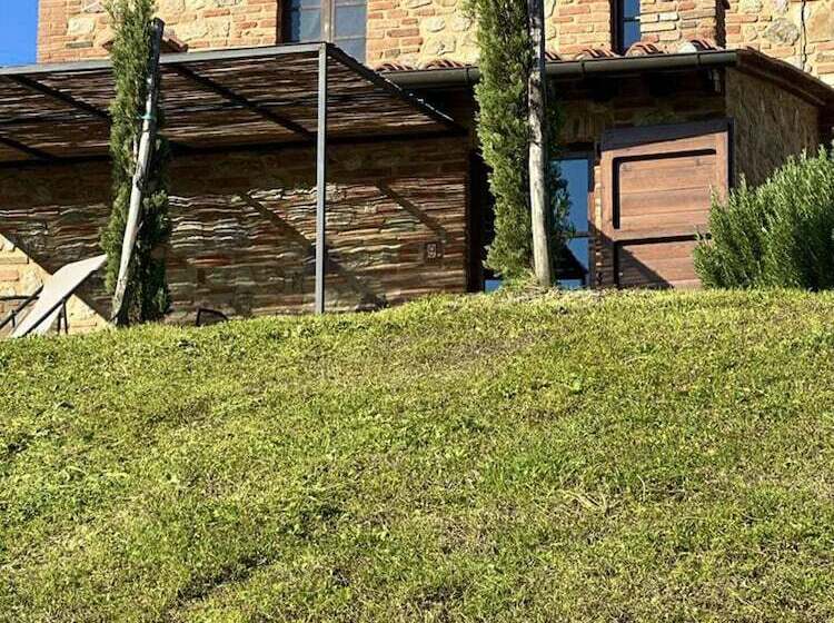 إقامة Lovely Home Between Volterra And San Gimignano