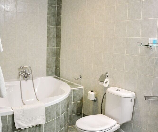 هتل Praha Liberec