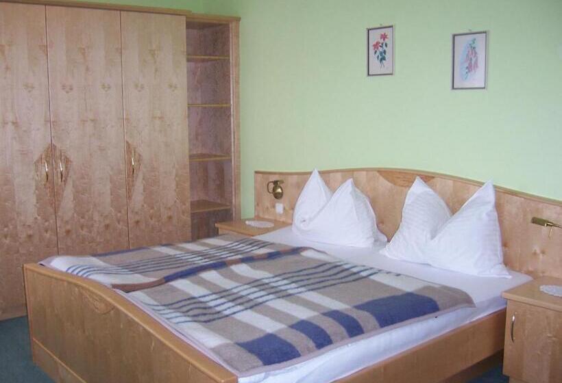 ホテル Restaurant Zum Schwan