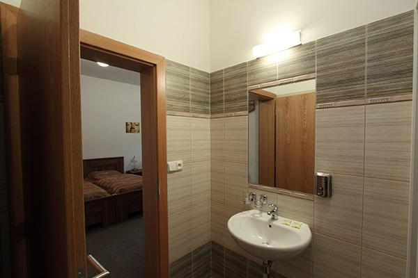 هتل Satyam Pension