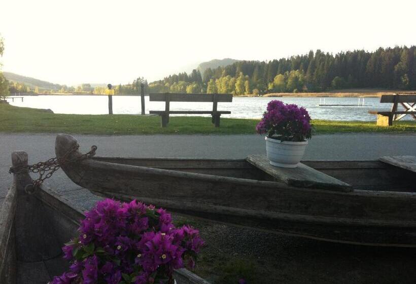 ホテル Jerà Am Furtnerteich