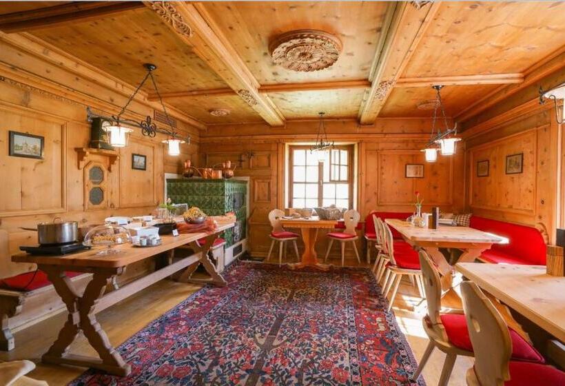 ペンション Gasthaus & Hotel Berninahaus