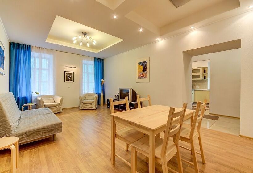 Stn Apartments Near Hermitage