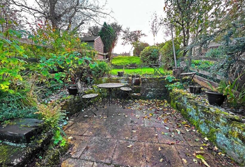 Charming 2 Bed Cottage In Hebden Bridge