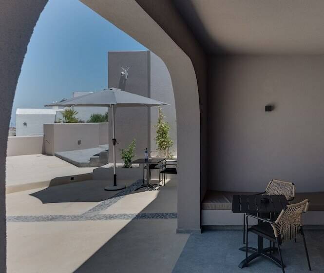 هتل Elements Cozy Suites